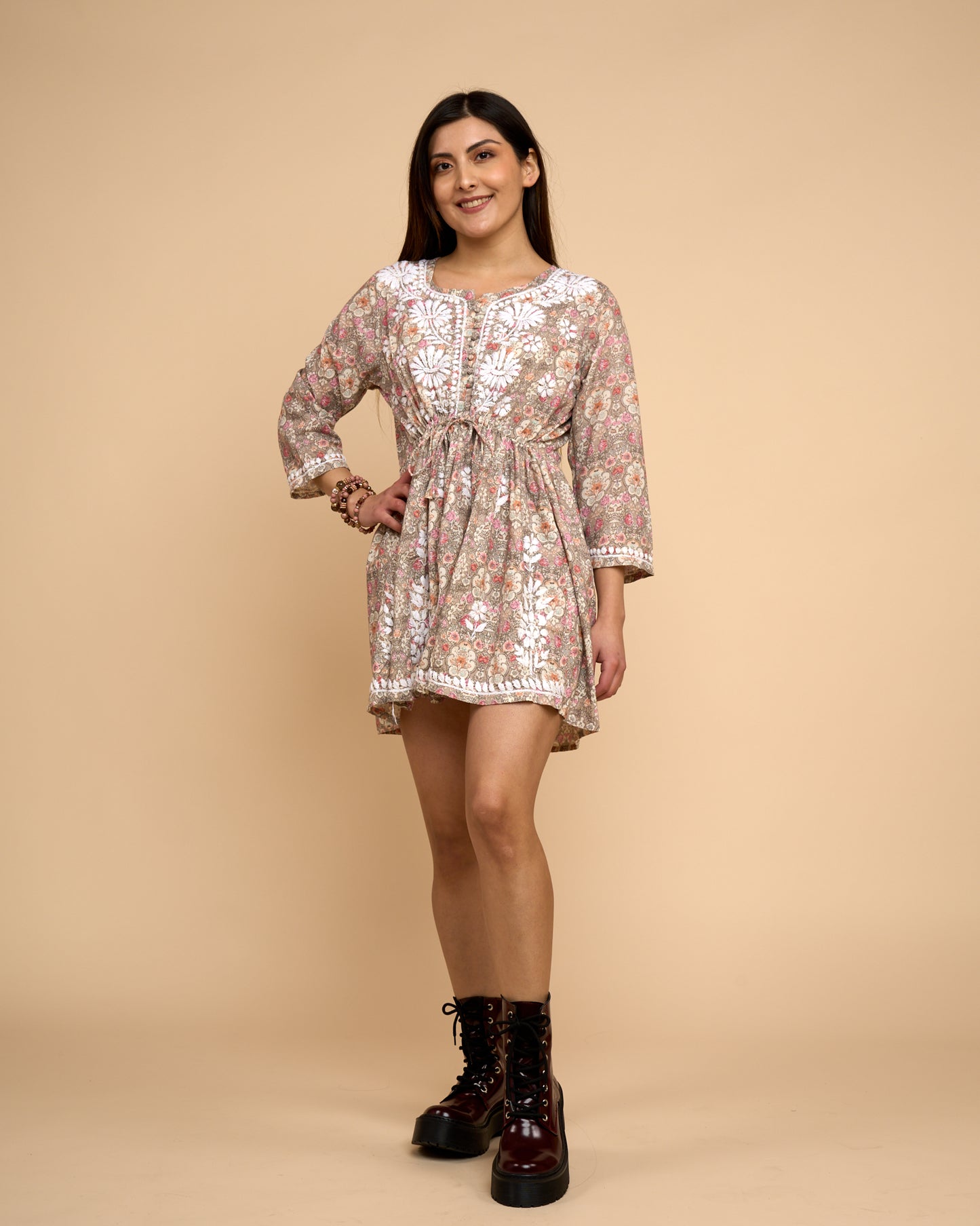 Vestido Chic de Verano con Bordado Chikankari