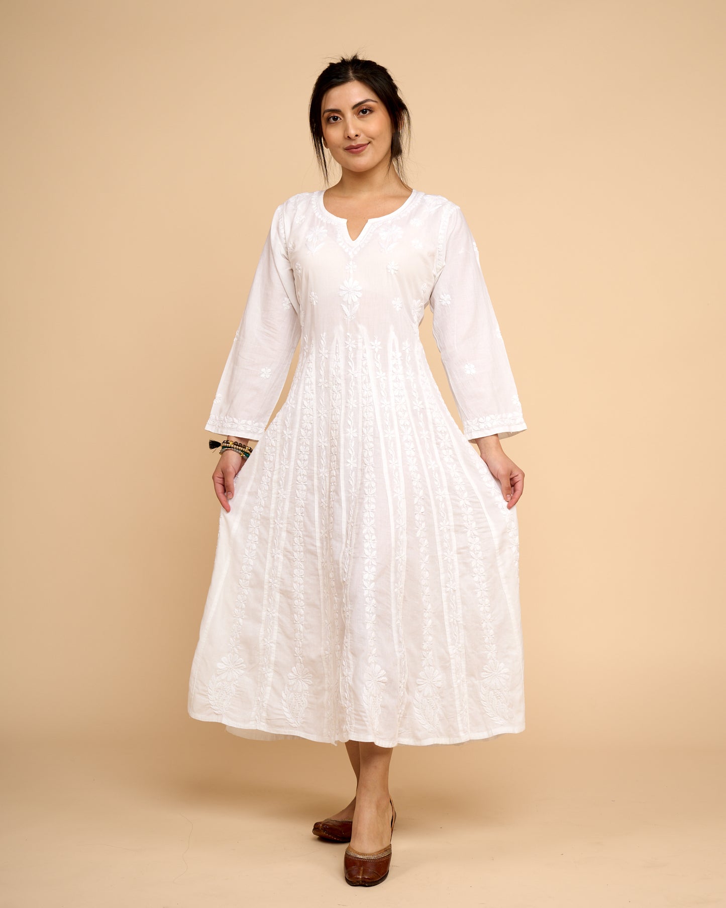 Vestido Blanco de Manga Larga con Bordado Chikankari Blanco