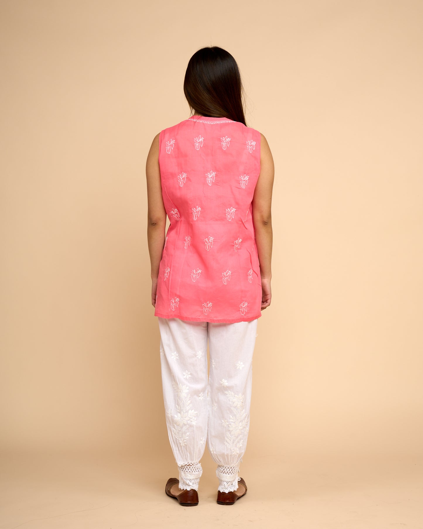 Blusa Rosa - Algodon bordado detallada