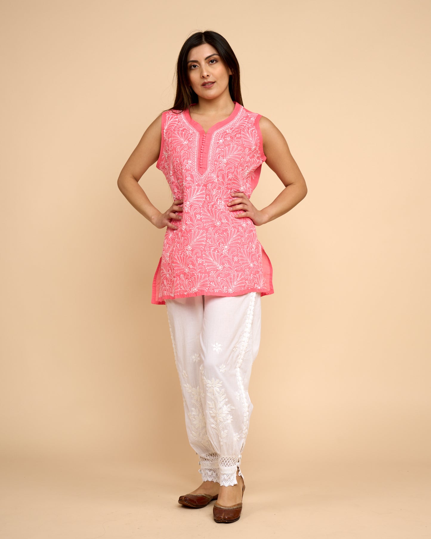 Blusa Rosa - Algodon bordado detallada