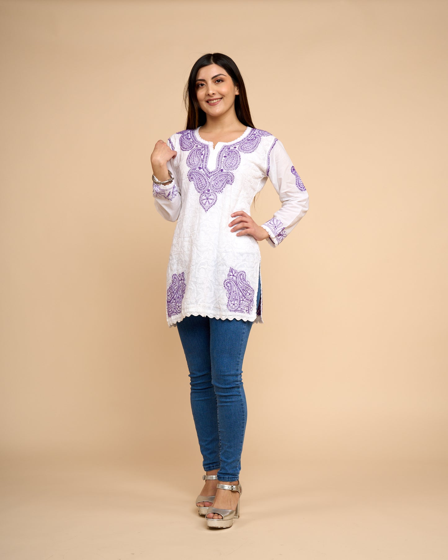 Blusas - Mangas Completas en Algodón Bordado