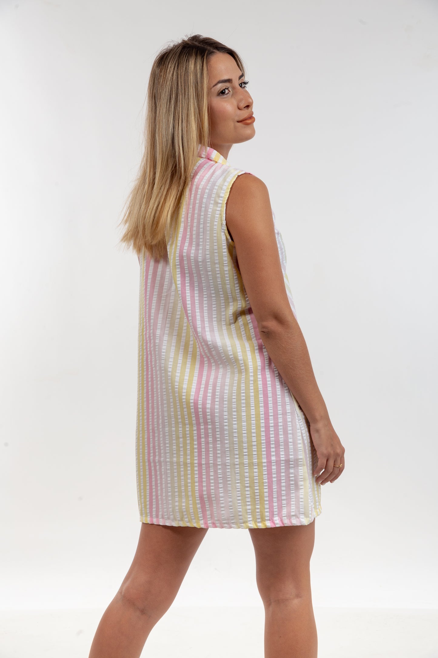 Vestido Veraniego Sin Mangas - Elegancia y Frescura para tus Días Soleados