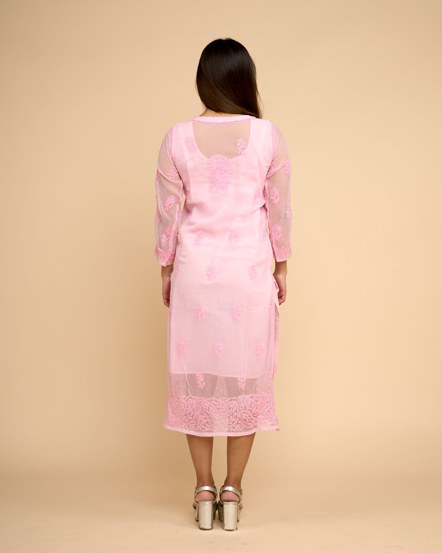 Vestido de Georgette de Manga 3/4 con Bordado Chikankari
