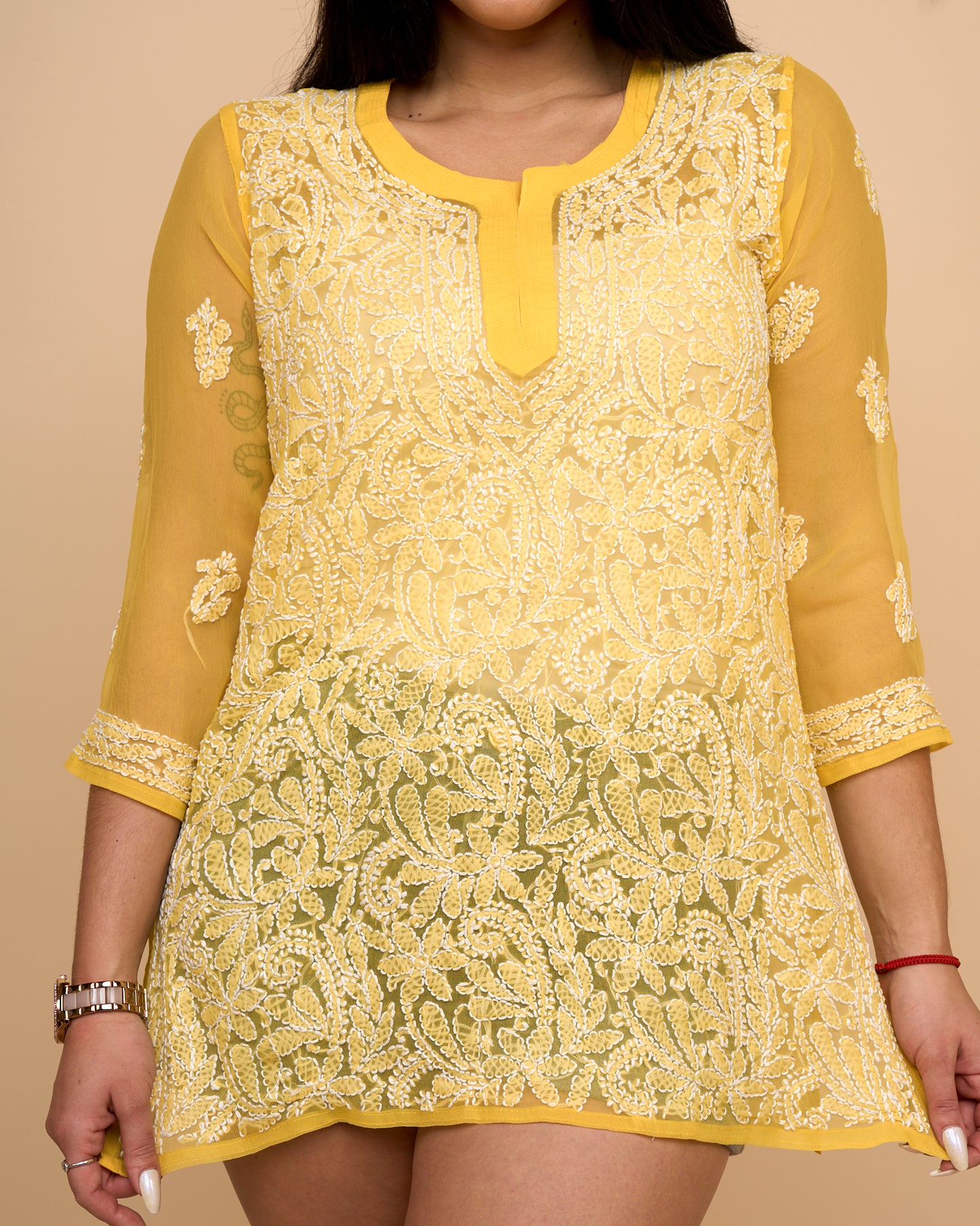 Blusa Georgette de Manga 3/4 con Bordado Chikankari
