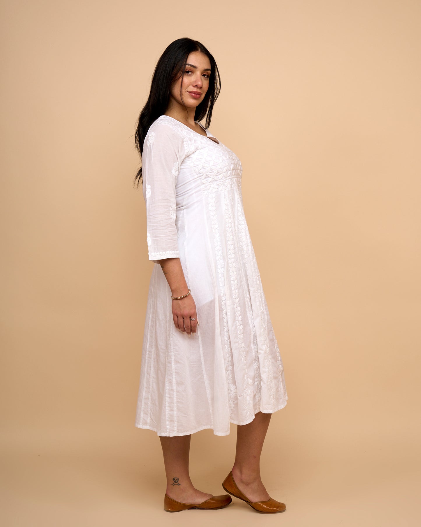 Vestido Blanco de Manga Larga con Bordado Chikankari Blanco